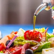 Photo of salad with olive oil