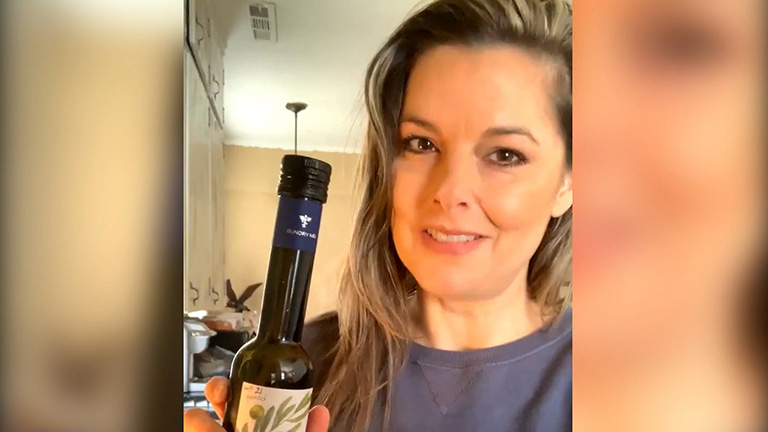 Shannon Roberts's review